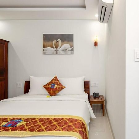 Khach San Pham Gia Da Nang Hotel Екстериор снимка