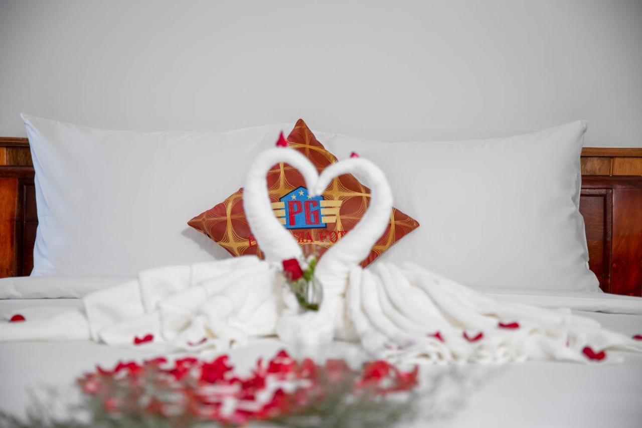 Khach San Pham Gia Da Nang Hotel Екстериор снимка